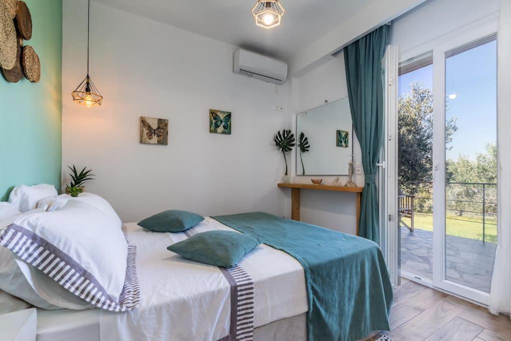 Skopelos Blue Heaven Pool Villa In Olive Grove Экстерьер фото